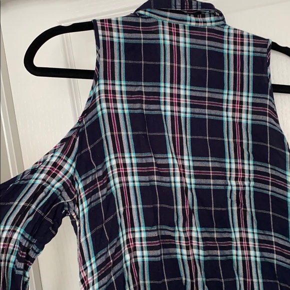 Express Cold Shoulder Plaid Long Sleeve - Picture 3 of 3